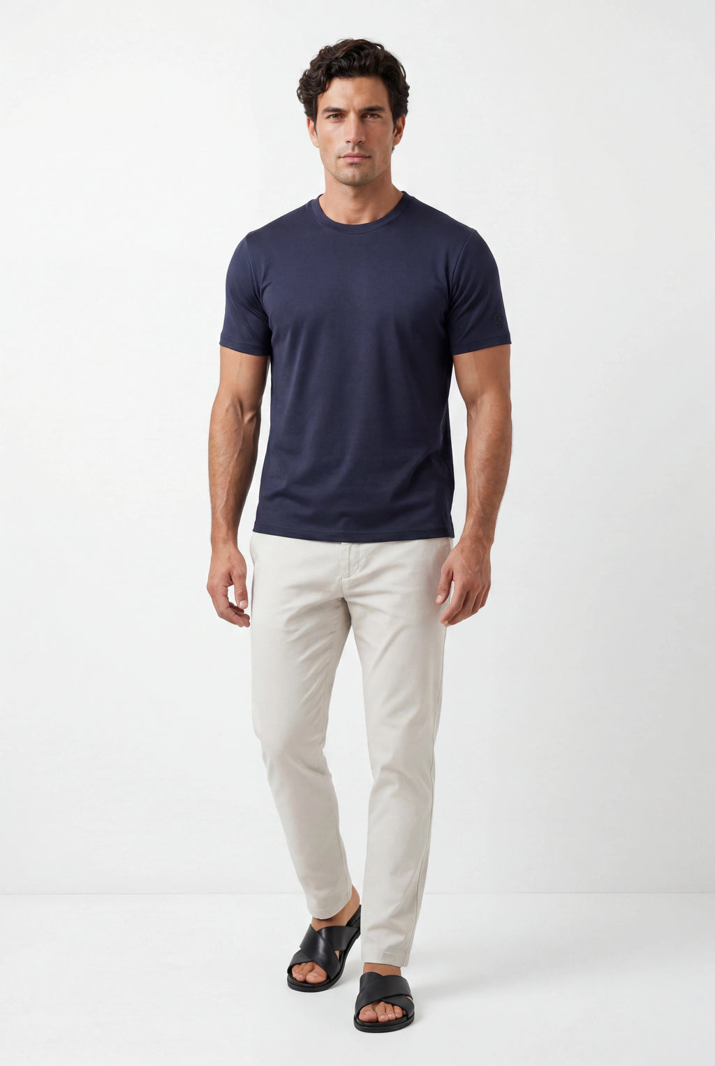 [Navy] front zoomed out